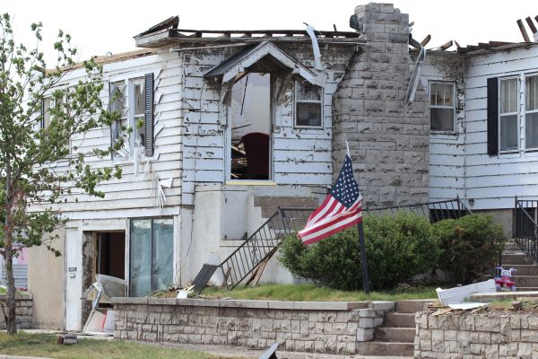 Tornado Damage Recovery in Largo